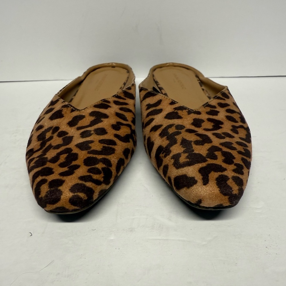 Banana Republic Flats Low Heel Cheetah Print Mules Slide On Shoes Women’s Size 6 - Picture 5 of 11